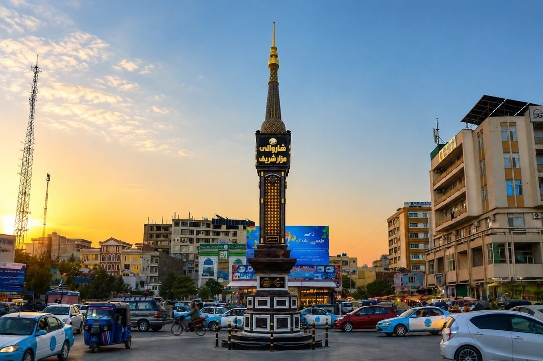 د منار څلورلاری د مزار شریف په مرکز کې