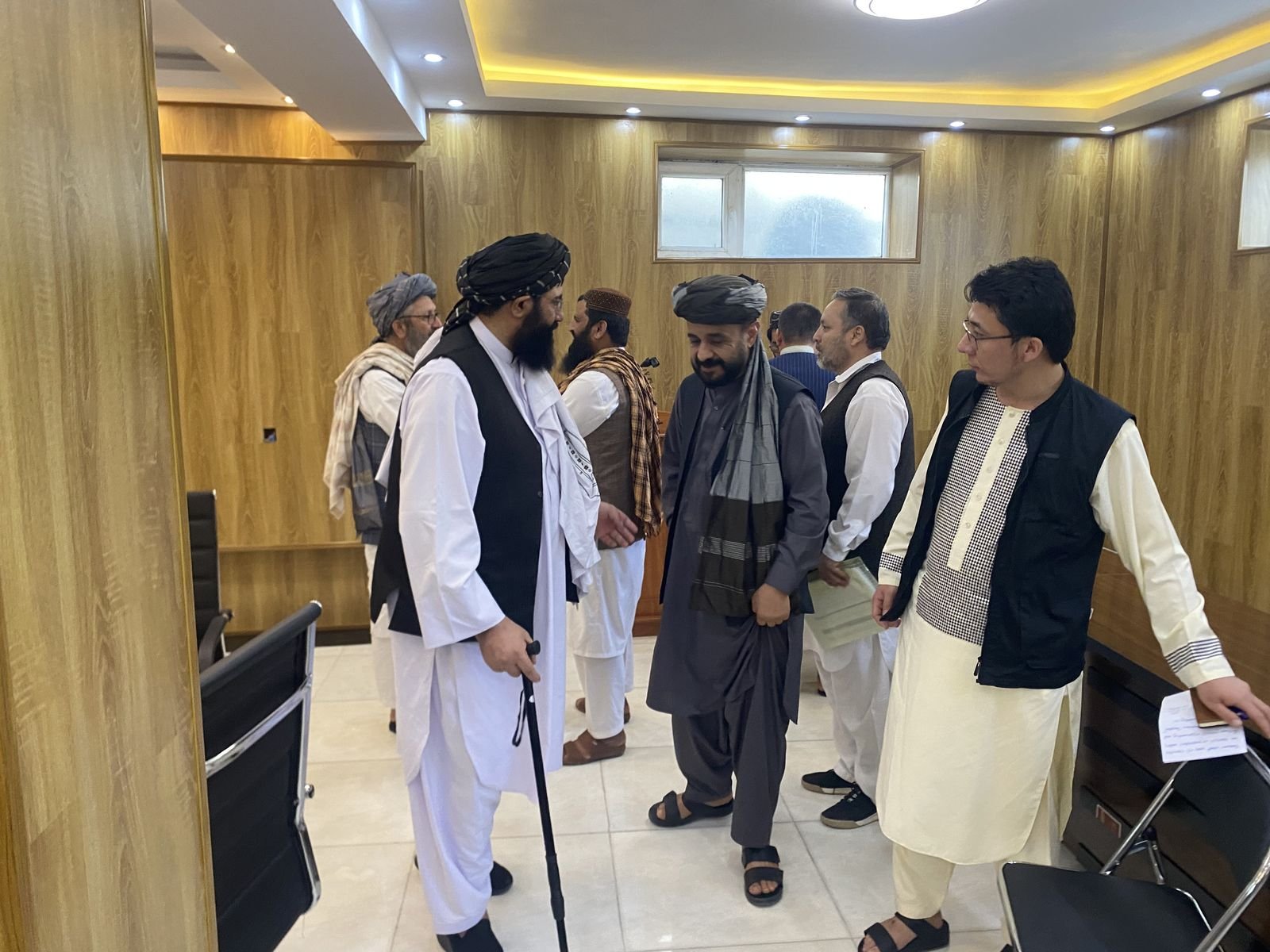 په شرکت کې مېلمانه